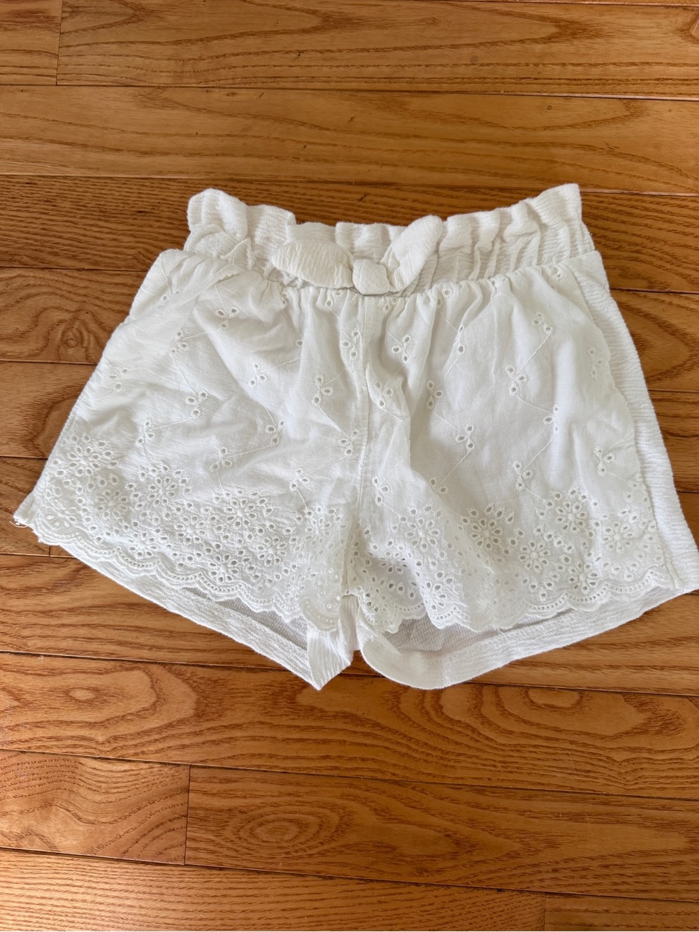 Zara White Eyelet Elastic Waist Tie Shorts